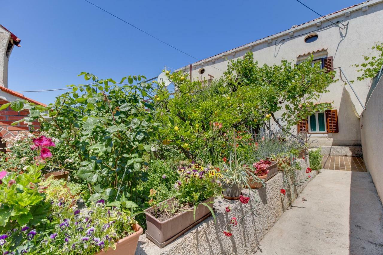 Apartment Carmen Veli Losinj Luaran gambar